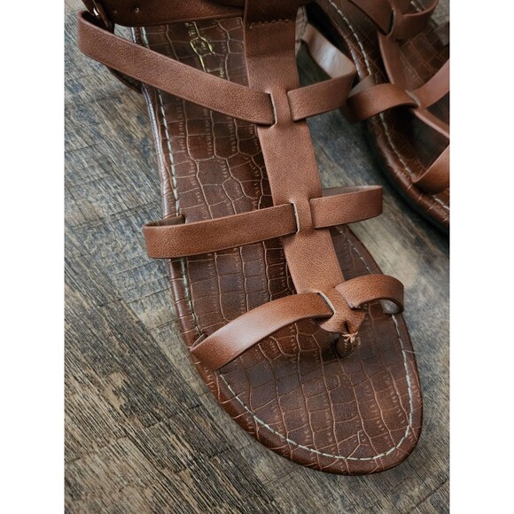 Womens 8.5 faux leather gladiator sandals - Picture 2 of 5